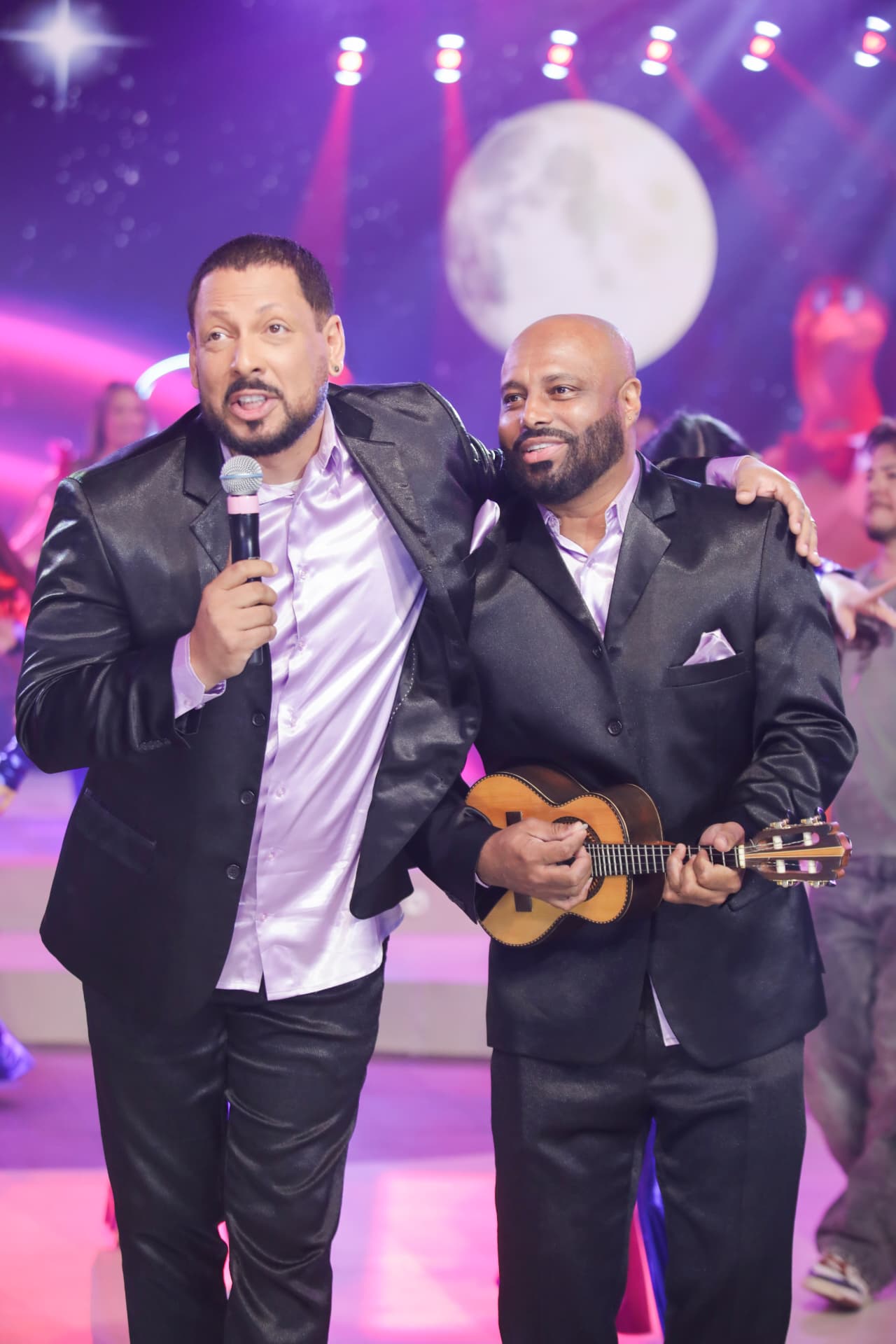 Os Originais do Samba no Programa Viva a Noite - SBT - foto 6