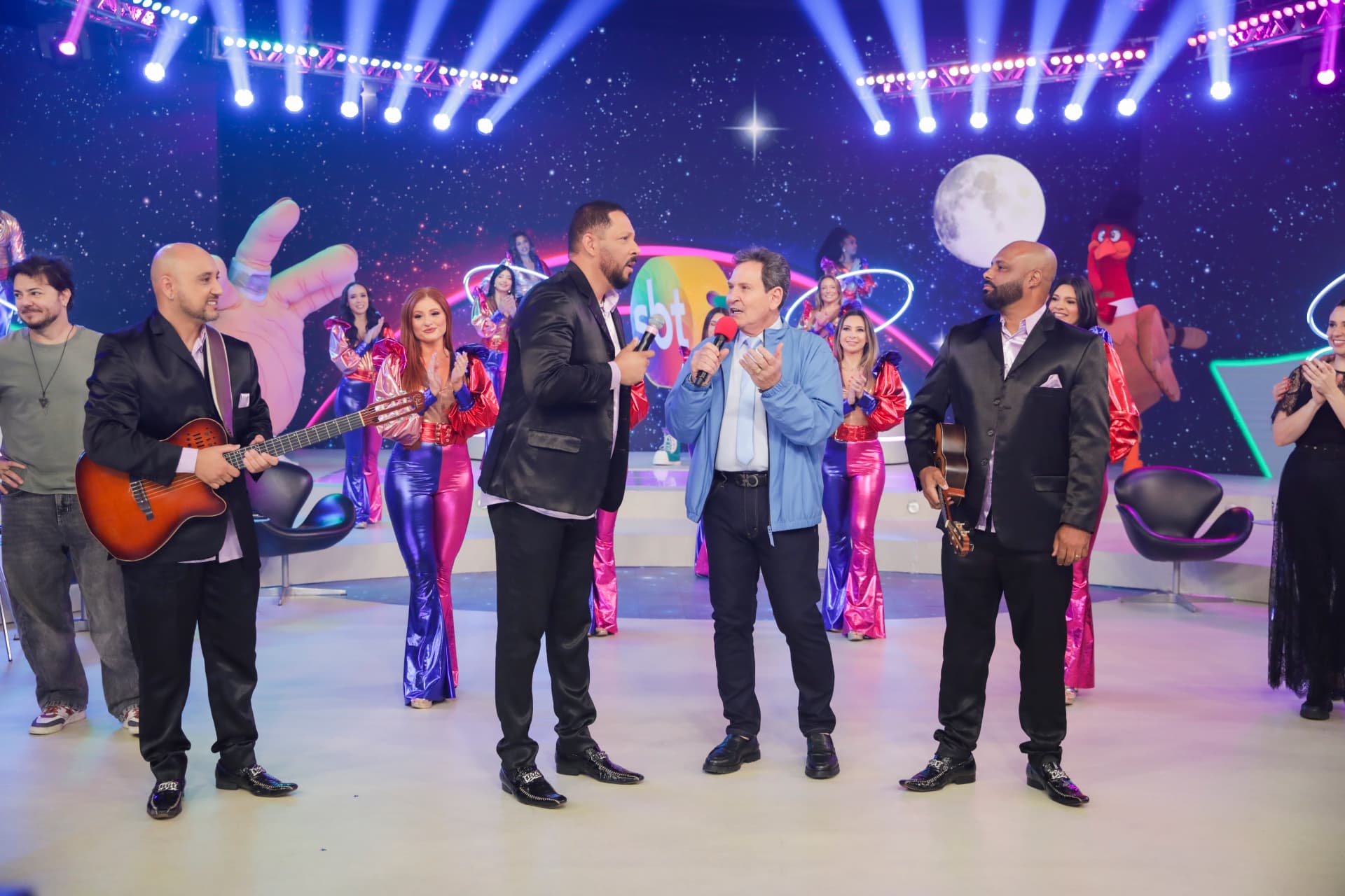 Os Originais do Samba no Programa Viva a Noite - SBT - foto 8